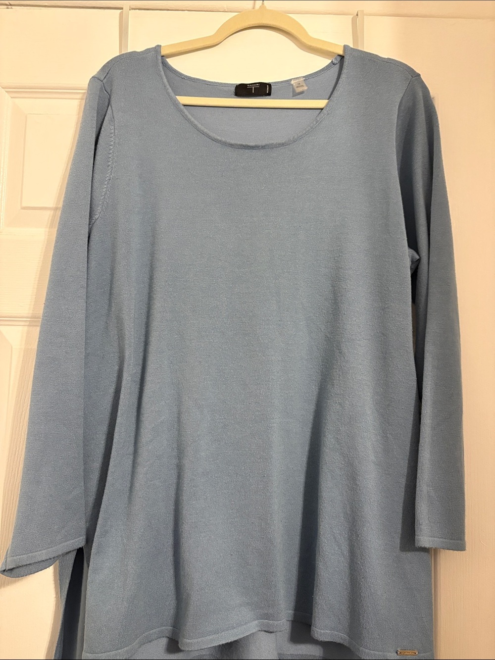 Tahari Light Blue Women's Long Sleeve Scoop Neck Top size 1X PtP 25 L 30